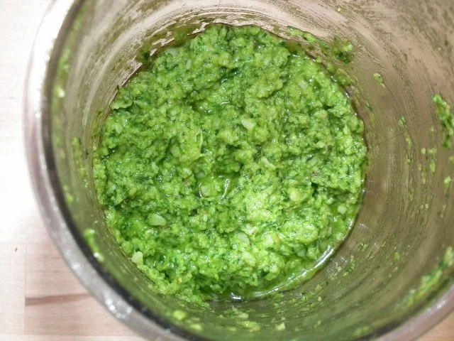 Rezept: Spaghetti al Pesto Bild Nr. 2 Spaghetti al Pesto - Rezept - Bild Nr. 2