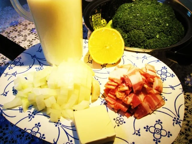 Rezept: Broccoli mit milder Schinkensoße Bild Nr. 2 Broccoli mit milder Schinkensoße - Rezept - Bild Nr. 2