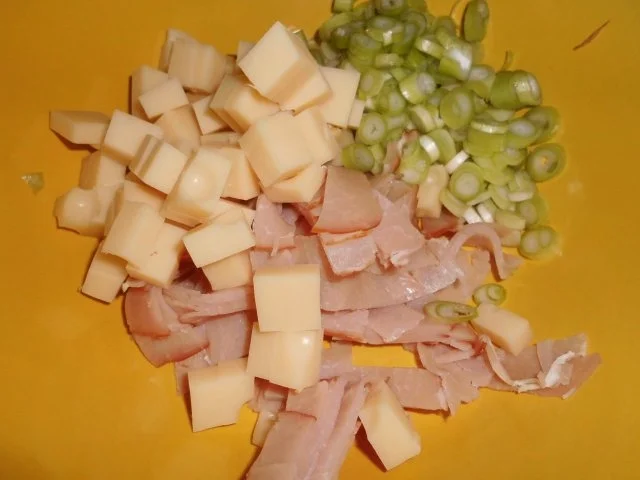 Rezept: Schinkensalat mit Emmentaler>> Bild Nr. 3 Schinkensalat mit Emmentaler>> - Rezept - Bild Nr. 3