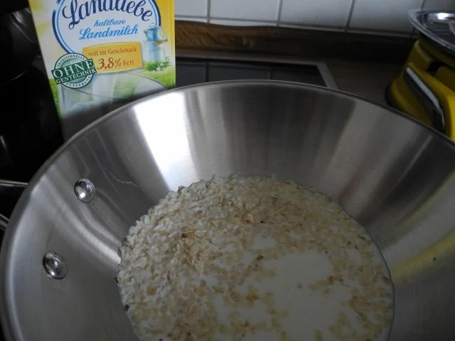 Rezept: Dessert : Milchreis an heißen karamelisierten Apfel-Clementinen-Obst Bild Nr. 11 Dessert : Milchreis an heißen karamelisierten Apfel-Clementinen-Obst - Rezept - Bild Nr. 11