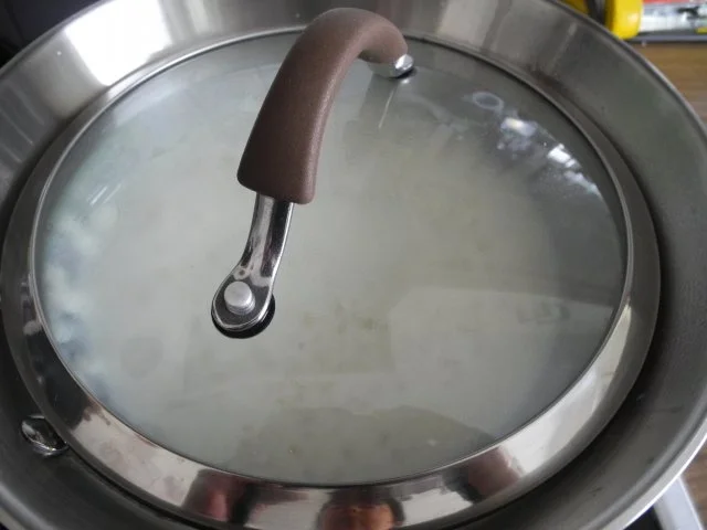 Rezept: Dessert : Milchreis an heißen karamelisierten Apfel-Clementinen-Obst Bild Nr. 13 Dessert : Milchreis an heißen karamelisierten Apfel-Clementinen-Obst - Rezept - Bild Nr. 13