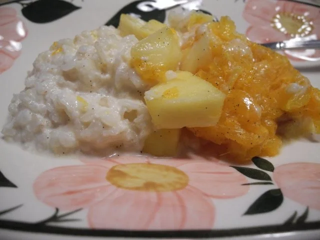 Rezept: Dessert : Milchreis an heißen karamelisierten Apfel-Clementinen-Obst Bild Nr. 14 Dessert : Milchreis an heißen karamelisierten Apfel-Clementinen-Obst - Rezept - Bild Nr. 14