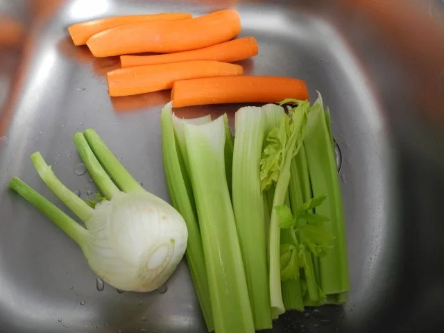 Rezept: Geflügel : ...aus dem Römertopf Bild Nr. 6 Geflügel : ...aus dem Römertopf - Rezept - Bild Nr. 6