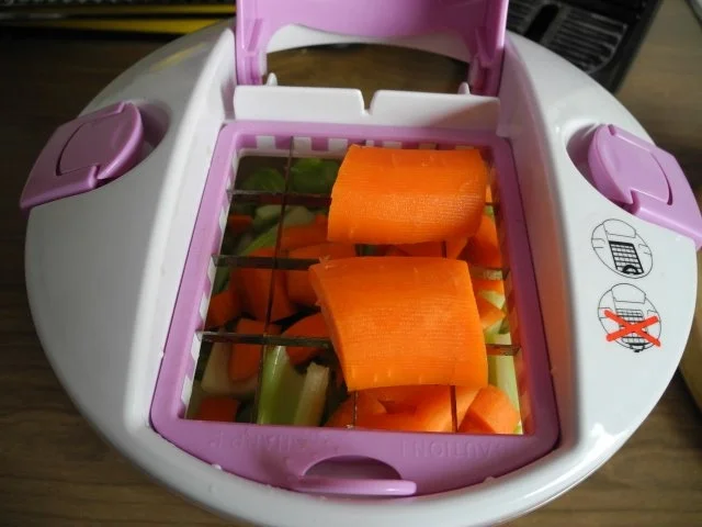 Rezept: Geflügel : ...aus dem Römertopf Bild Nr. 8 Geflügel : ...aus dem Römertopf - Rezept - Bild Nr. 8