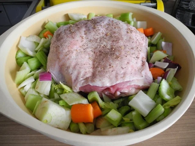 Rezept: Geflügel : ...aus dem Römertopf Bild Nr. 13 Geflügel : ...aus dem Römertopf - Rezept - Bild Nr. 13