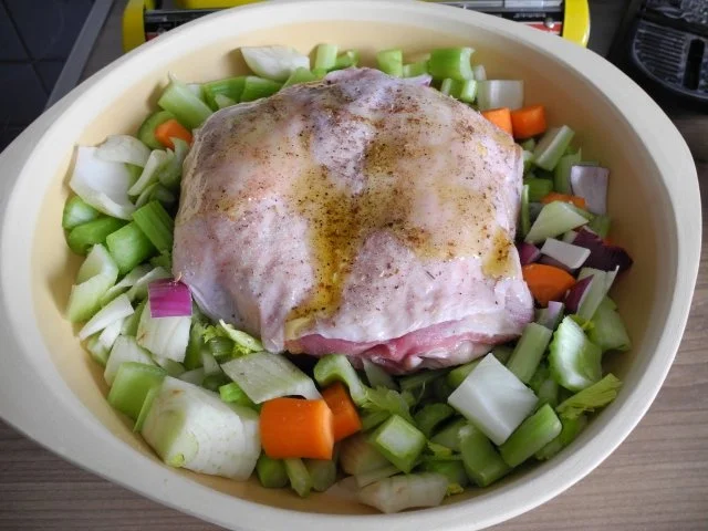 Rezept: Geflügel : ...aus dem Römertopf Bild Nr. 14 Geflügel : ...aus dem Römertopf - Rezept - Bild Nr. 14