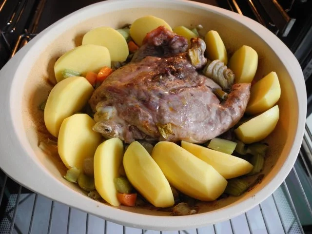 Rezept: Geflügel : ...aus dem Römertopf Bild Nr. 18 Geflügel : ...aus dem Römertopf - Rezept - Bild Nr. 18