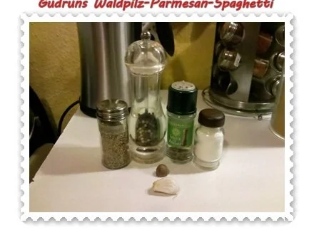 Nudeln: Waldpilz-Parmesan-Spaghetti - Rezept - Bild Nr. 5