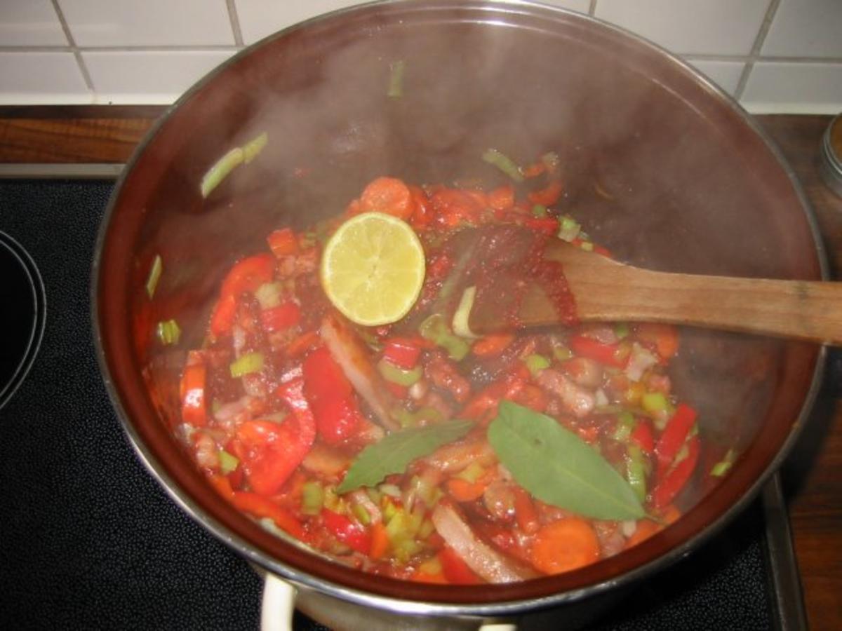 Serbische Bohnensuppe - einfach - 226 kcal/100g