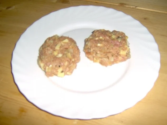 Rezept: Bouletten mit Käse Bouletten mit Käse - Rezept