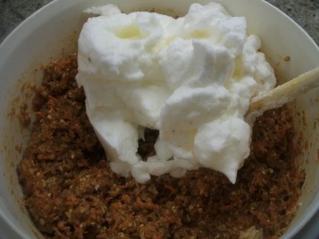 Backen: Apfel-Möhren-Kuchen - Rezept - Bild Nr. 6