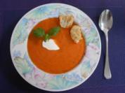 Tomatensuppe mit selbstbemachten Croûtons - Rezept