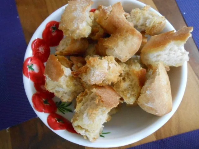 Tomatensuppe mit selbstbemachten Croûtons - Rezept - Bild Nr. 2