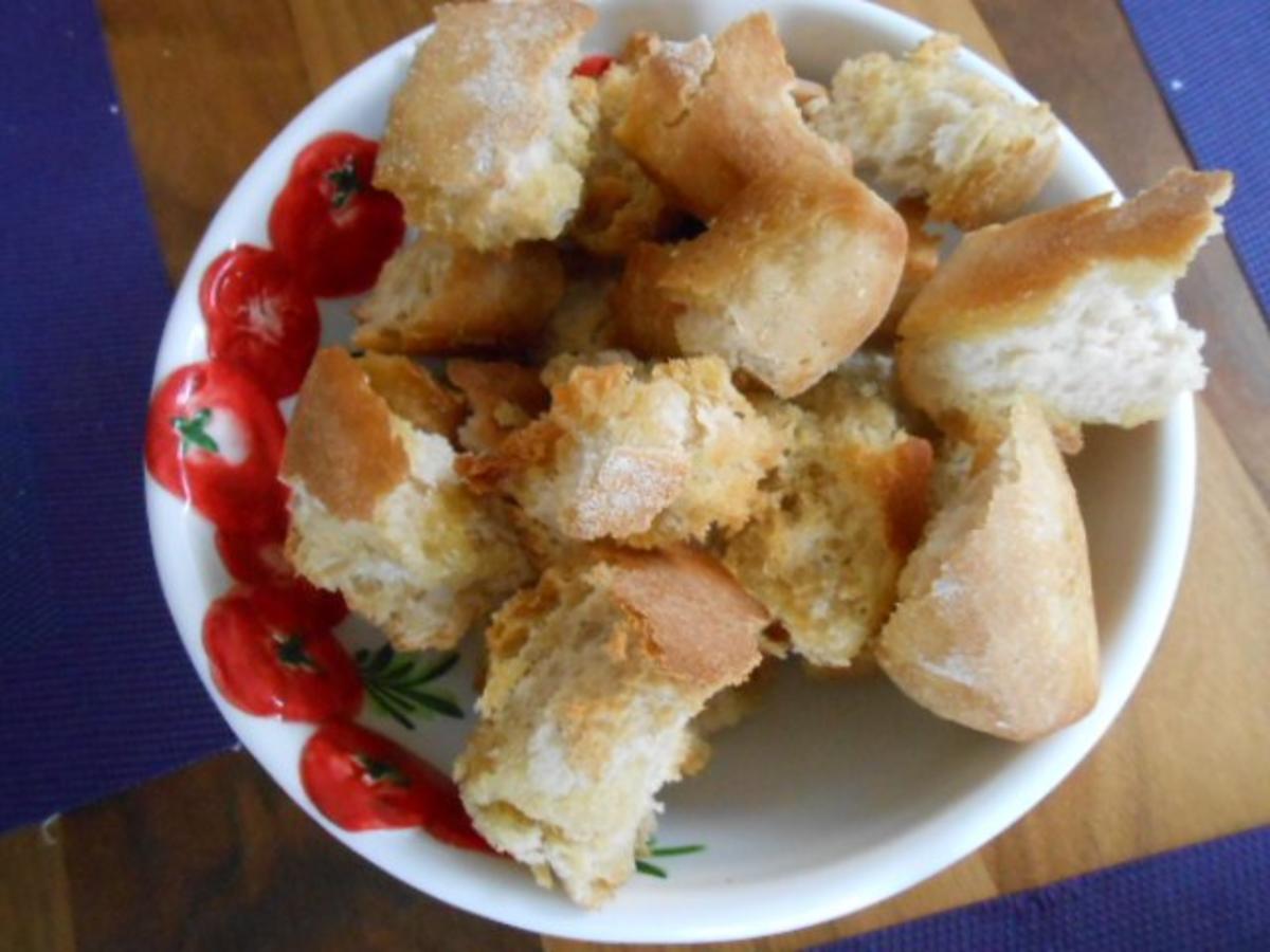 Tomatensuppe mit selbstbemachten Croûtons - einfach - von Janna14