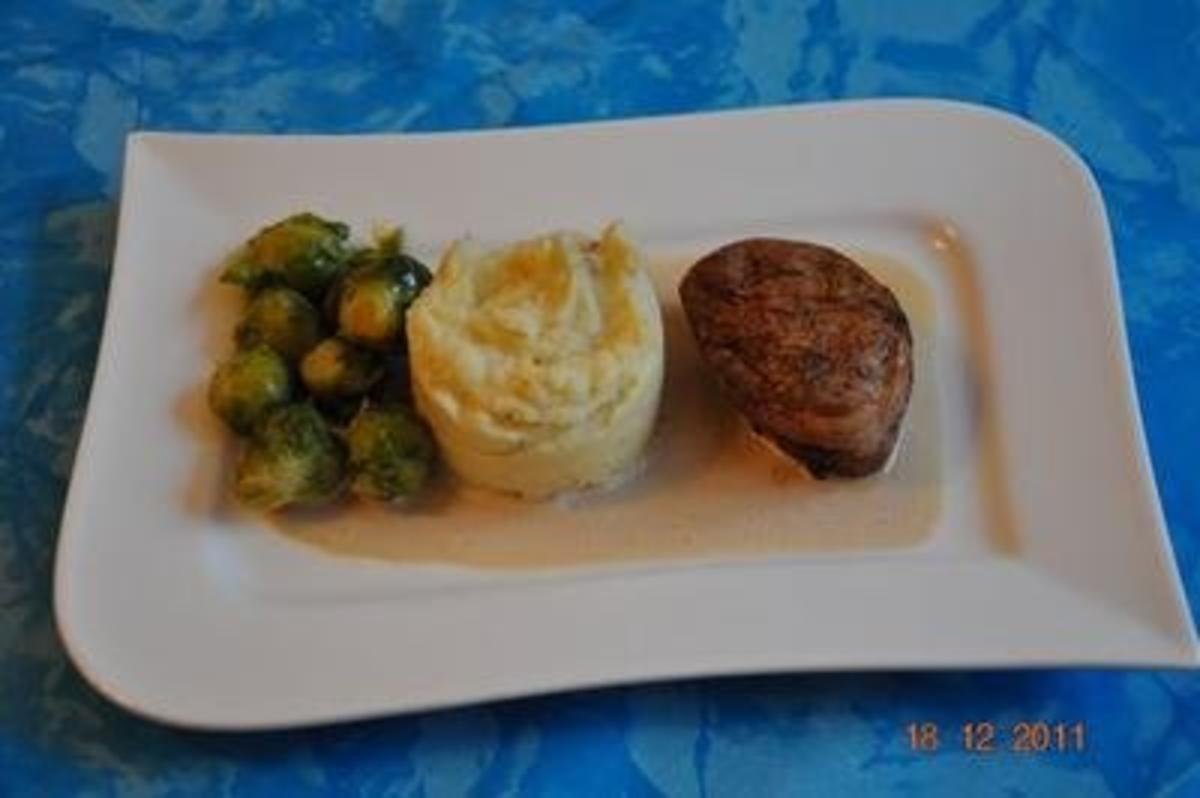 Kochen: Schweinefilet im Speckmantel auf Sherrysoße mit Trüffel ...