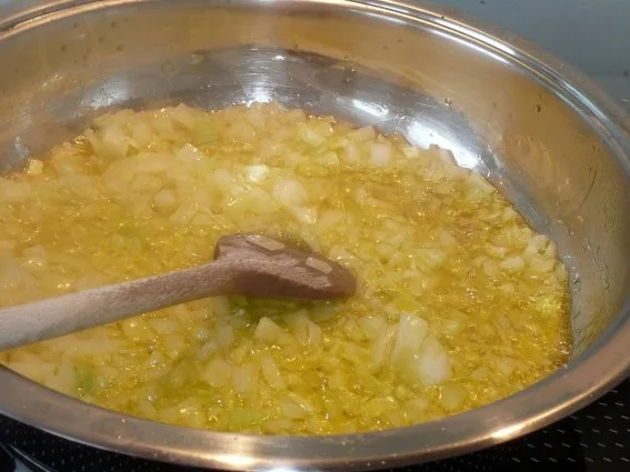 Rezept: Geflügel: Paprikahähnchen Bild Nr. 2 Geflügel: Paprikahähnchen - Rezept - Bild Nr. 2