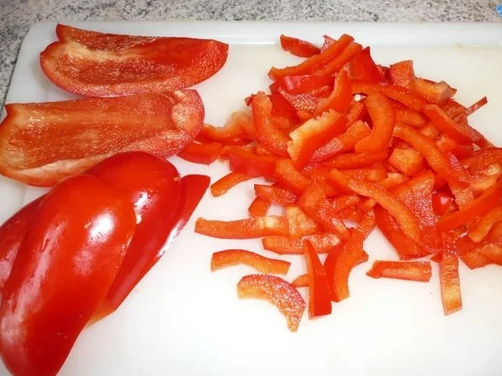 Rezept: Geflügel: Paprikahähnchen Bild Nr. 4 Geflügel: Paprikahähnchen - Rezept - Bild Nr. 4