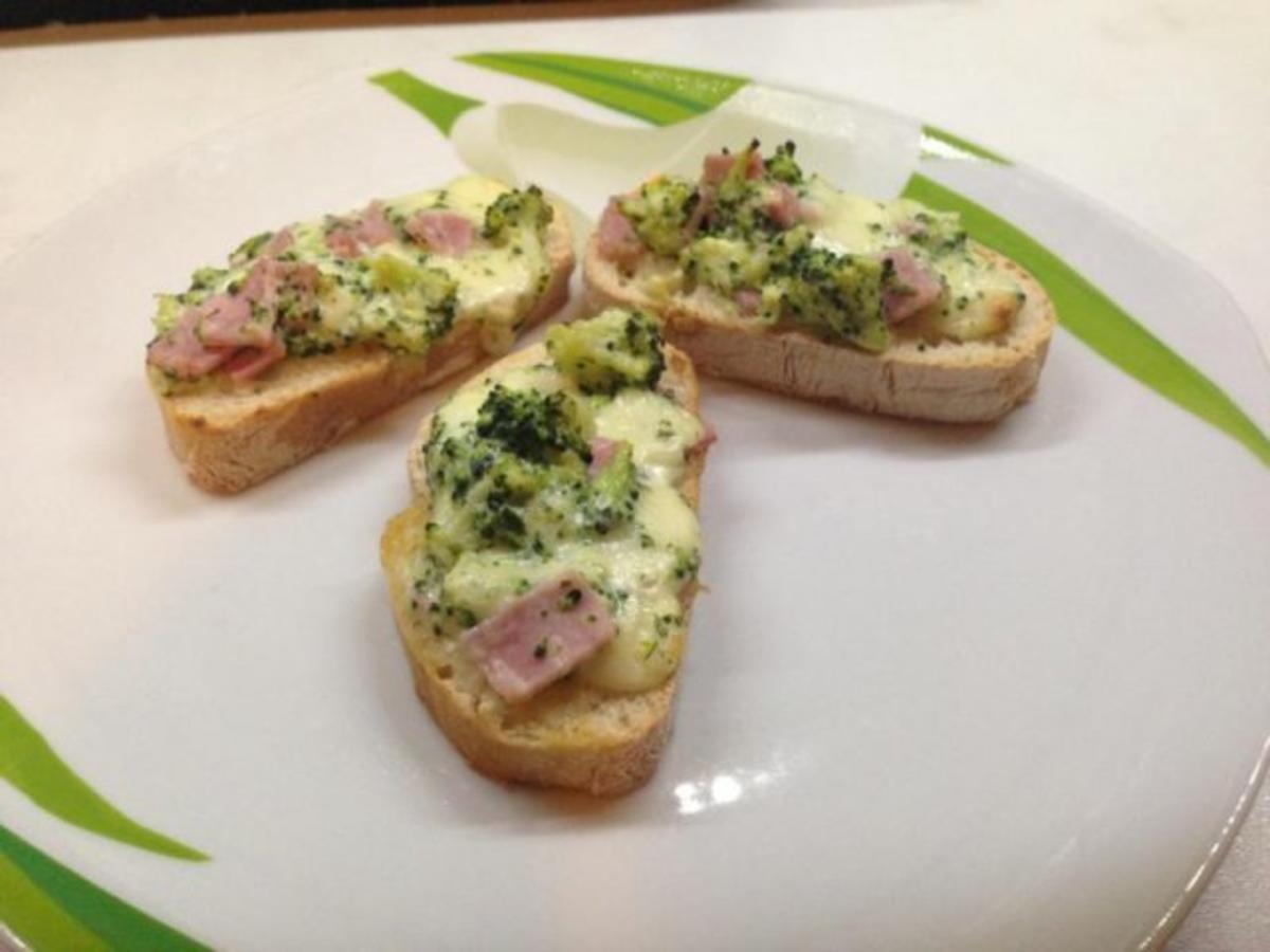 Bruschetta mit Broccoli und Schinken - Rezept