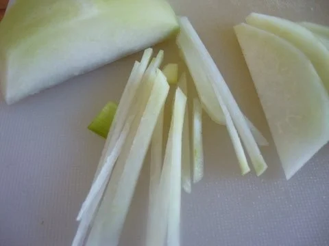 Rezept: Steinpilzsuppe mit Gemüseeinlage und Käsecrouton´s Bild Nr. 8 Steinpilzsuppe mit Gemüseeinlage und Käsecrouton´s - Rezept - Bild Nr. 8