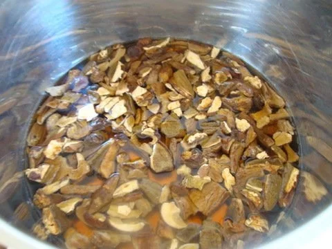 Rezept: Steinpilzsuppe mit Gemüseeinlage und Käsecrouton´s Bild Nr. 4 Steinpilzsuppe mit Gemüseeinlage und Käsecrouton´s - Rezept - Bild Nr. 4