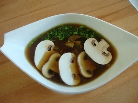 Rezept: Steinpilzsuppe mit Gemüseeinlage und Käsecrouton´s Bild Nr. 19 Steinpilzsuppe mit Gemüseeinlage und Käsecrouton´s - Rezept - Bild Nr. 19
