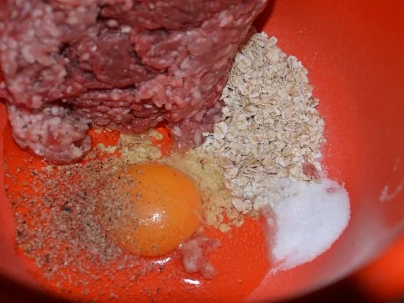 Rezept: Feuriger Spitzkohl mit Hackbällchen Bild Nr. 3 Feuriger Spitzkohl mit Hackbällchen - Rezept - Bild Nr. 3