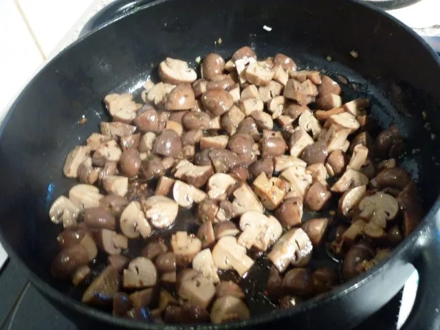 Hirschsteaks mit Weißweinpilzsauce - Rezept - Bild Nr. 8