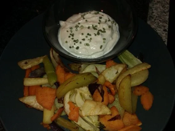 Rezept: Backofengemüse mit Dipp Backofengemüse mit Dipp - Rezept