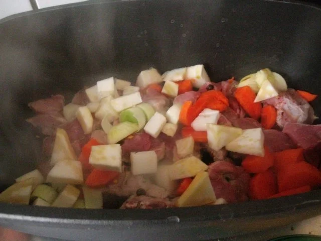 Schweinegulasch aus der Keule - Rezept - Bild Nr. 5