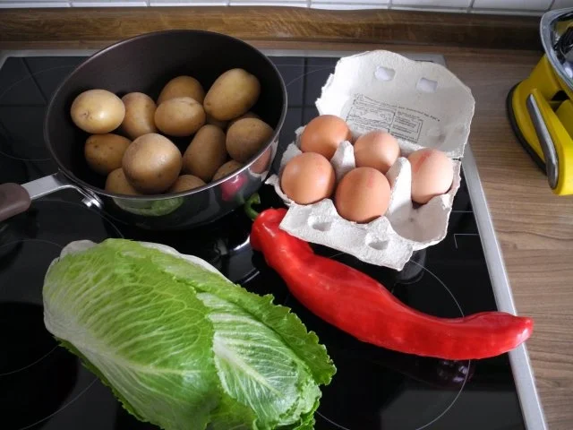 Schmalhans - Küchenmeister : Pellkartoffeln mit Rührei - Rezept - Bild Nr. 2