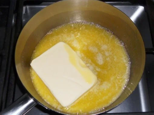 Rezept: Reines Butterschmalz à la "Oòrndrasch", selbst hergestellt und viel besser als gekauftes. Bild Nr. 4 Reines Butterschmalz à la "Oòrndrasch", selbst hergestellt und viel besser als gekauftes. - Rezept - Bild Nr. 4