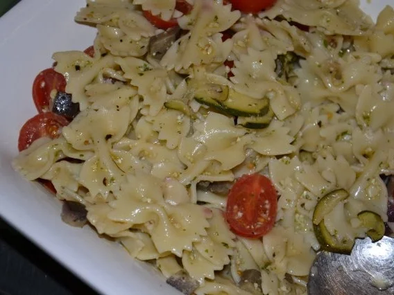 Farfalle mit feinem Gemüse - Rezept