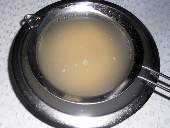 "Risi-Pisi" à la "Oòrndrasch". Ein locker, körniger Reis mit jungen Erbsen (Rzpt. um 1976) - Rezept - Bild Nr. 4