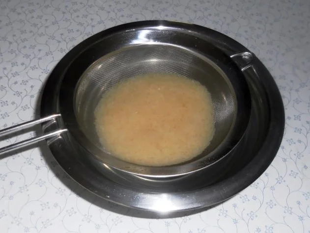 "Risi-Pisi" à la "Oòrndrasch". Ein locker, körniger Reis mit jungen Erbsen (Rzpt. um 1976) - Rezept - Bild Nr. 5