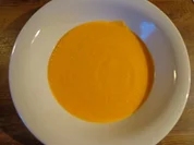 Curry-Ingwer-Möhrensuppe mit Kokos Flavour - Rezept