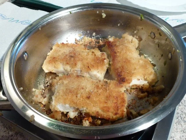 Rezept: Panierter Seelachs auf feinem Wurzelgemüse-Mix Bild Nr. 2 Panierter Seelachs auf feinem Wurzelgemüse-Mix - Rezept - Bild Nr. 2