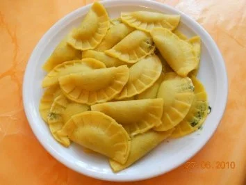 Vegetarisch:Spinat-3Käseravioli mit Salbeibutter - Rezept - Bild Nr. 2