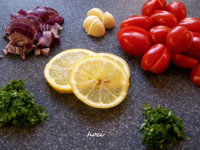 Rezept: Filet von Alaska-Seelachs beim roten Meer weisser Bohnen.... Bild Nr. 3 Filet von Alaska-Seelachs beim roten Meer weisser Bohnen.... - Rezept - Bild Nr. 3