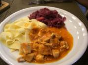 Gulasch mit Bandnudeln - Rezept