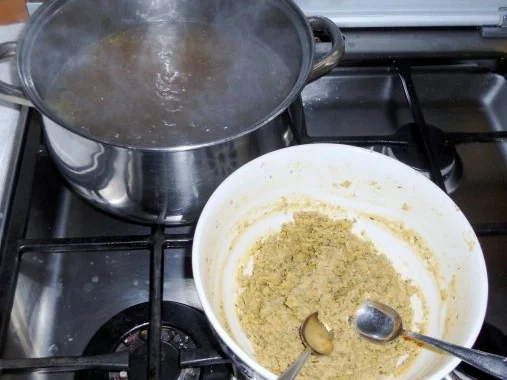 "Oma - Friede`s" klare Rindfleischsuppe mit Schwemmklößchen und Reis (Rzpt. um 1920) - Rezept - Bild Nr. 21