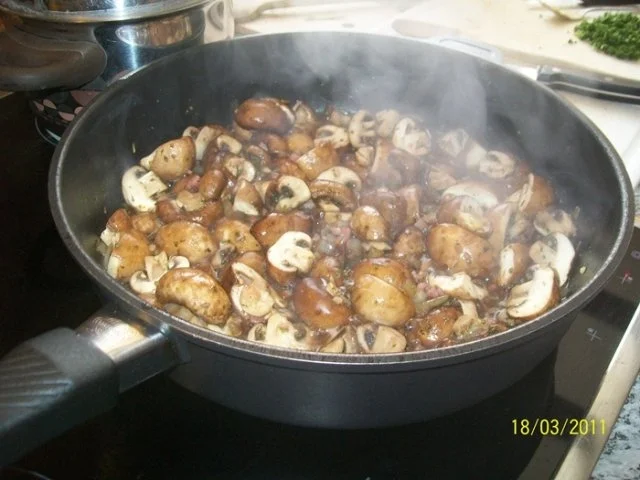 Fleisch: Opa Alfred`s Putenschnitzel „Jägerart“ - Rezept - Bild Nr. 3