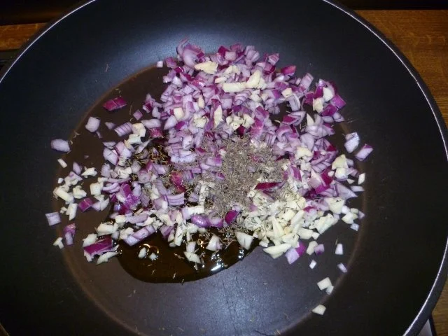 Spaghetti mit Aubergine,Tomaten,Basilikum und Pecorino - Rezept - Bild Nr. 6