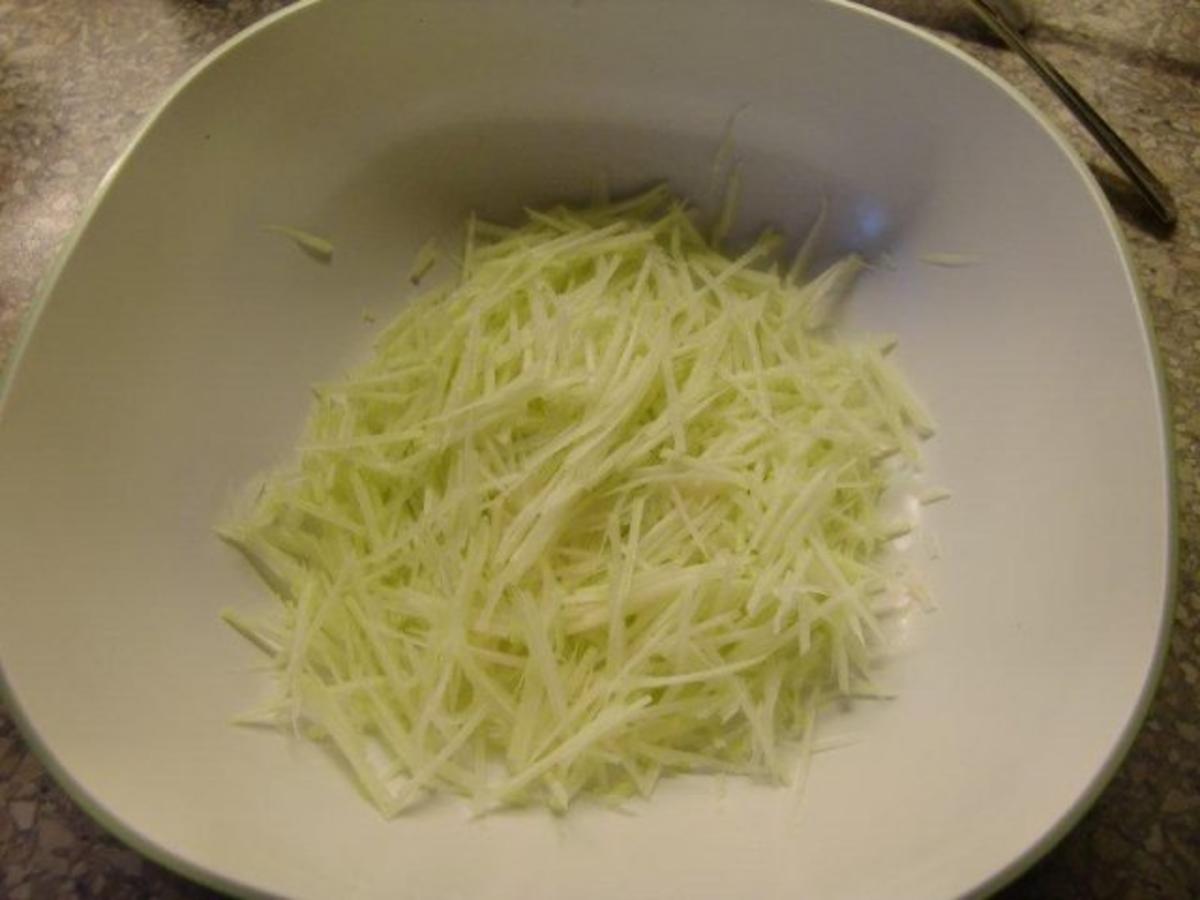 Kohlrabi-Möhren-Salat à la Heiko - Rezept - Bild Nr. 4