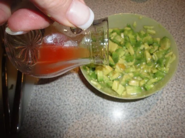 Rezept: Lachs Tatar mit Orangen Creme Bild Nr. 12 Lachs Tatar mit Orangen Creme - Rezept - Bild Nr. 12