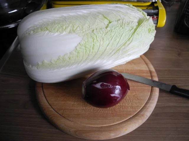 Gemüsebeilage : Geschmorten Chinakohl aus dem Backofen - Rezept - Bild Nr. 2