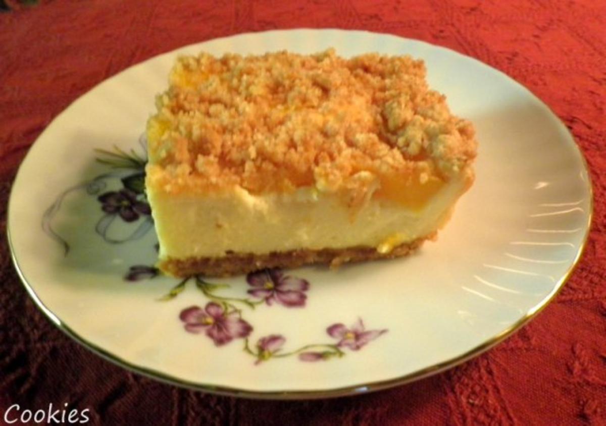 Kleiner Amarettini - Pfirsich - Käse - Kuchen - Rezept - kochbar.de