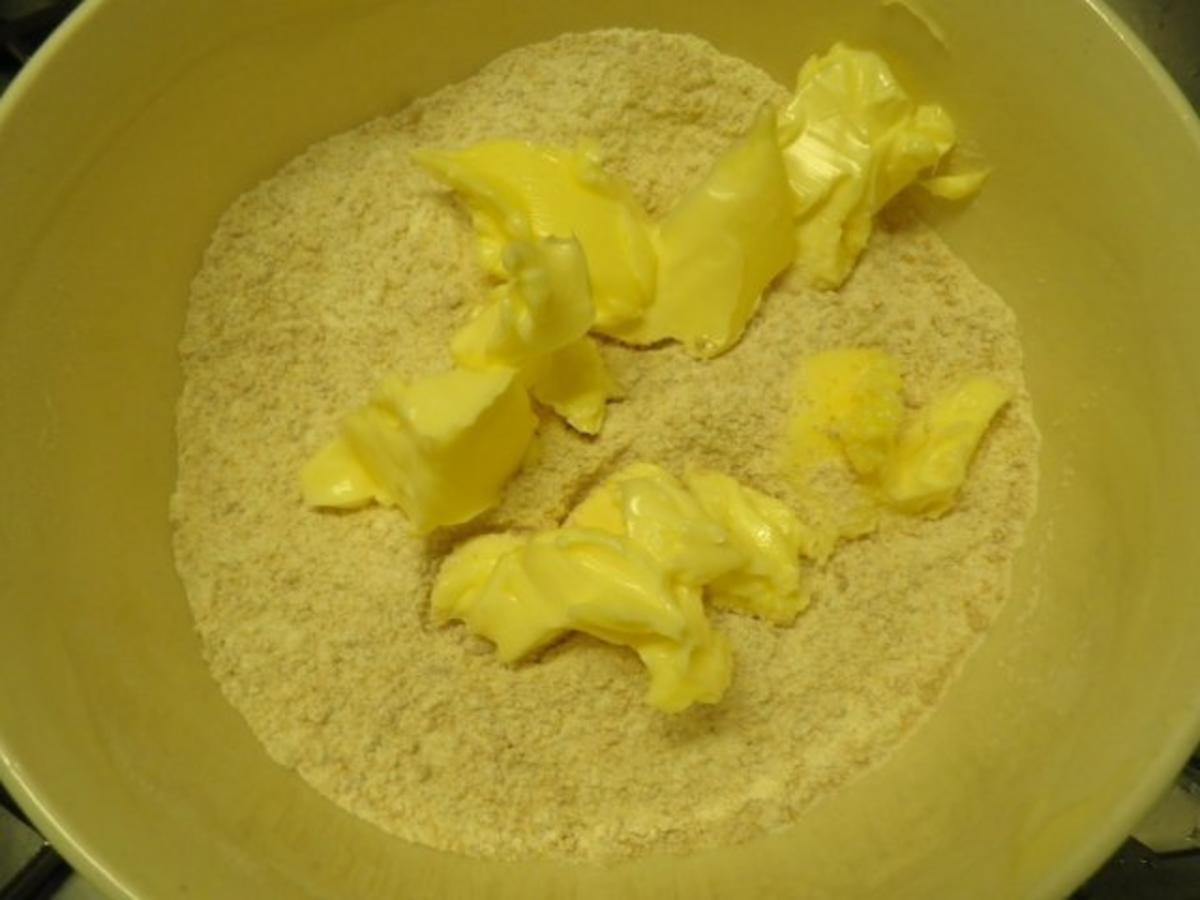 Kleiner Amarettini - Pfirsich - Käse - Kuchen - Rezept - Bild Nr. 4