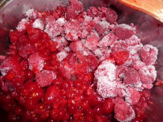 Rezept: Johannis - Himbeere - Gelee Bild Nr. 3 Johannis - Himbeere - Gelee - Rezept - Bild Nr. 3