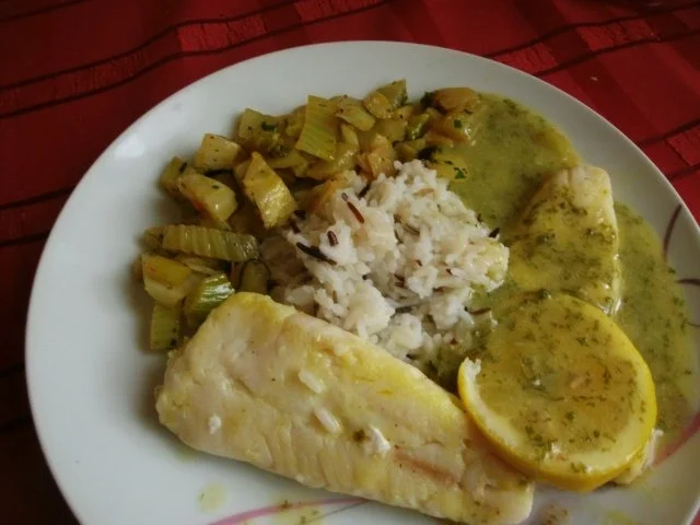 Hechtfilet mit gedünstetem Fenchel in Senf-Dill-Zitronensoße - Rezept