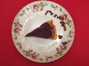 Rotweinbirnentarte auf Konditorencrème - Rezept